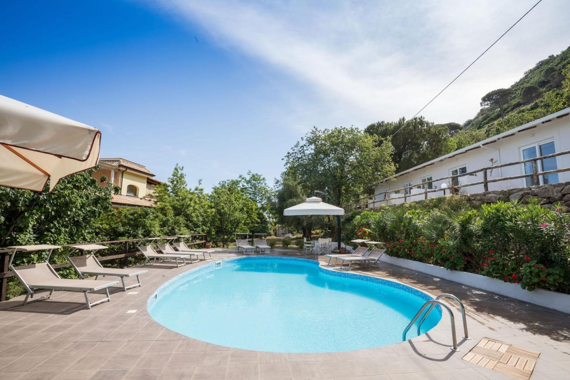 Unico Cannamele Escape Tropea By Life Resorts Parghelia Exterior photo