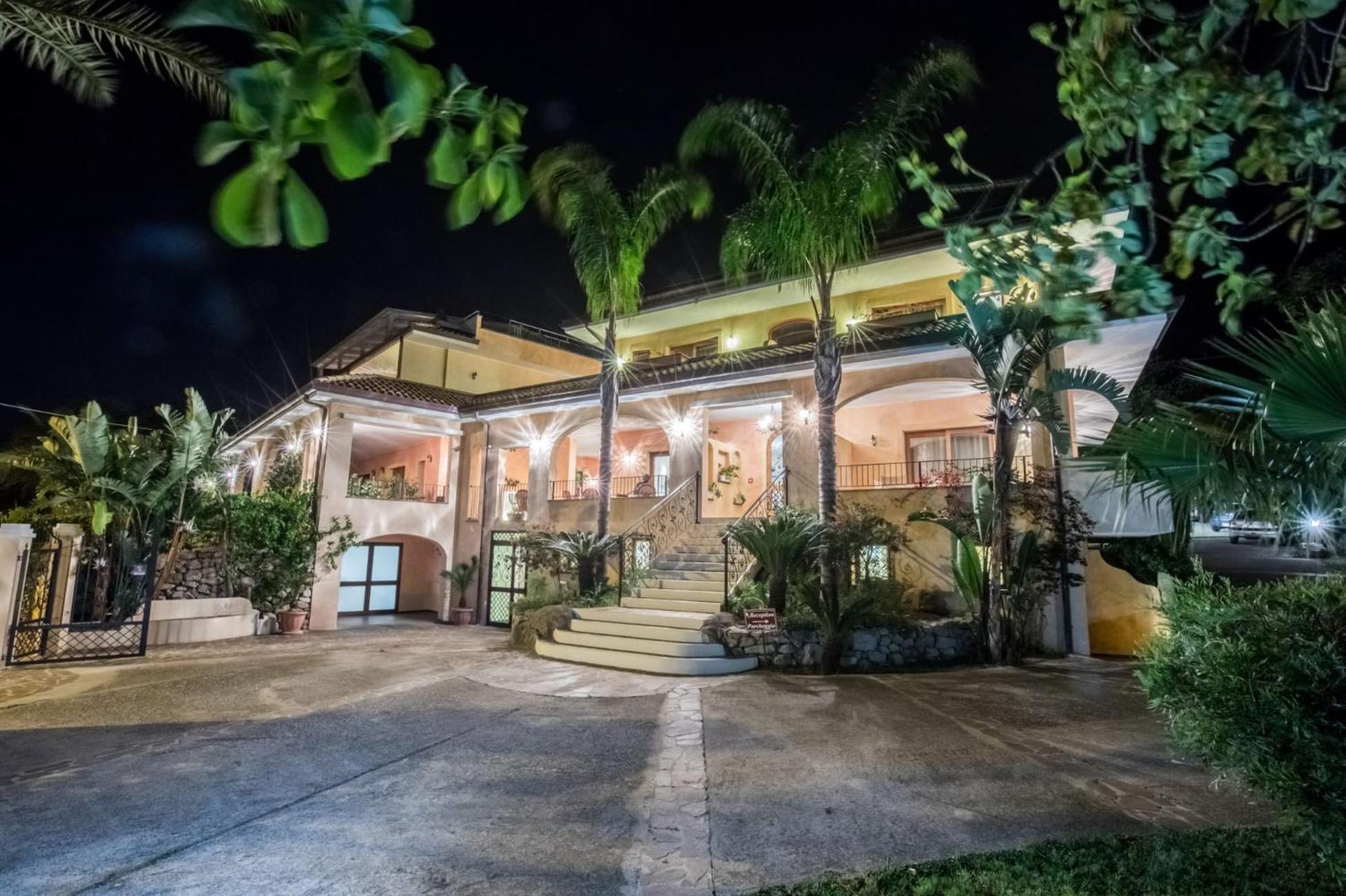 Unico Cannamele Escape Tropea By Life Resorts Parghelia Exterior photo