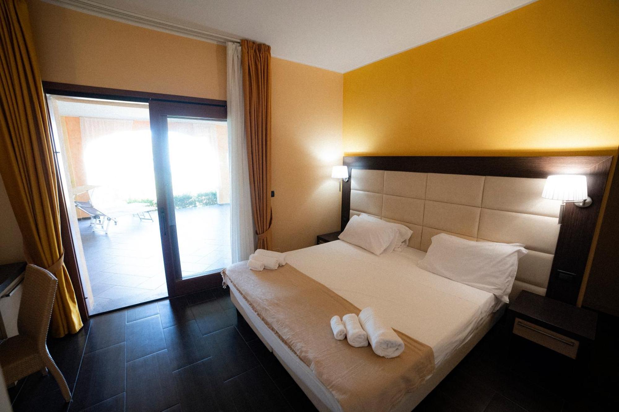 Unico Cannamele Escape Tropea By Life Resorts Parghelia Exterior photo